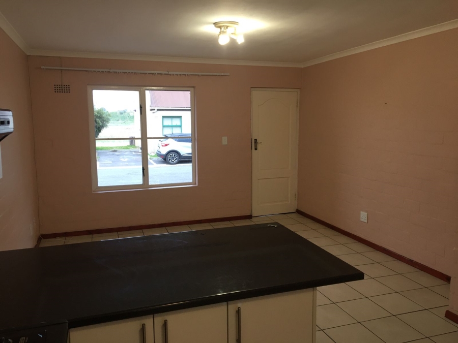 To Let 2 Bedroom Property for Rent in West Riding Western Cape